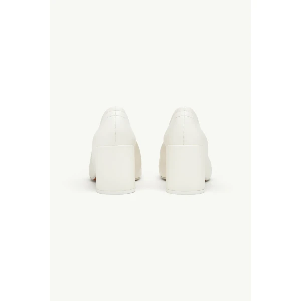 MM6 Maison Margiela Elasticated Anatomic Pumps in Grey, view 4 | Heels | Luxury Shoes 