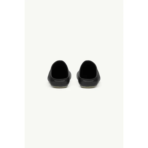 MM6 Maison Margiela Factory Sabots in Black, view 4 | Mules | Luxury Shoes 