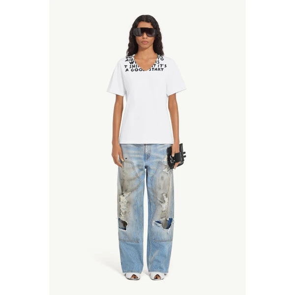 MM6 Maison Margiela V-Neck Sida T-Shirt in White, view 2 | T-shirts | Luxury Shoes 