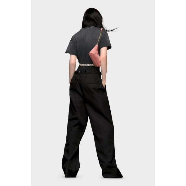 Maison Margiela Reverse Logo T-Shirt in Black | T-shirts | Luxury Shoes 
