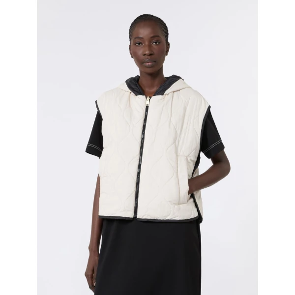 Max Mara Accenni Reversible Padded Canvas Gilet in Black | Vests | Luxury Shoes 