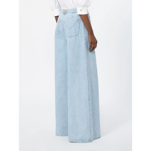 Max Mara Affari Wide-Leg Denim Jeans in Light Blue | Denim | Luxury Shoes 
