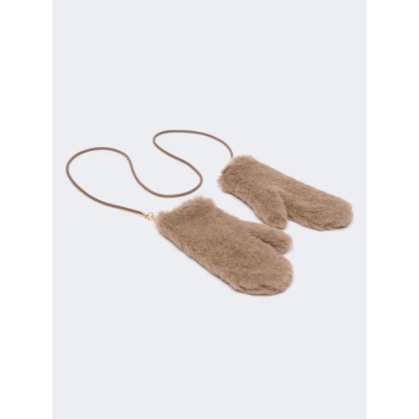 Max Mara Alpaca and Cashmere Teddy Mittens in Beige Golden | Gloves | Luxury Shoes 