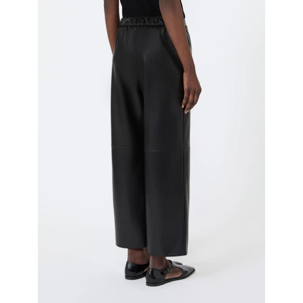 Max Mara Amati Coated Jersey Straight-Leg Trousers in Black | Tailored pants | Luxury Shoes 