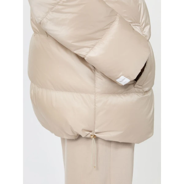Max Mara Arancio Reversible Wool and Alpaca Puffer Jacket in Albino White | Jackets | Luxury Shoes 