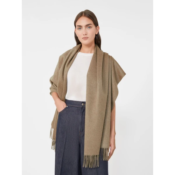 Max Mara Baci Cashmere Logo Stole in Beige Style 2 | Scarves | Luxury Shoes 