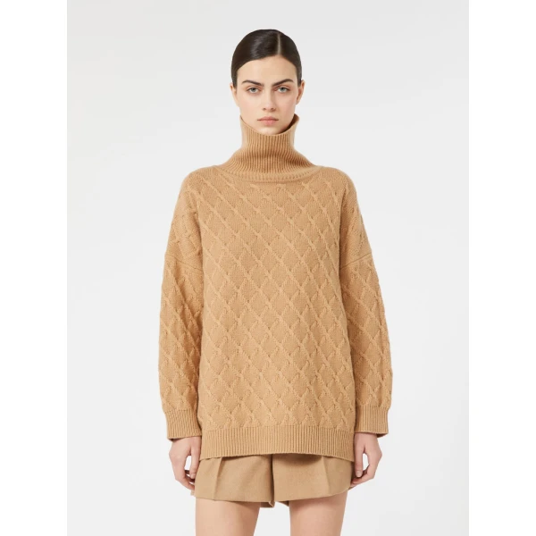 Max Mara Bambola Oversized Diamond-Knit Sweater in Camel | Sweaters | Luxury Shoes 