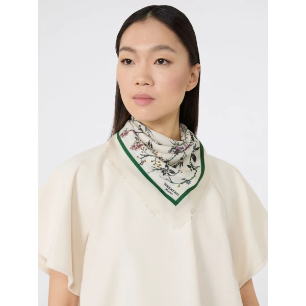 Max Mara Camice Printed Wool and Silk Foulard in White | Scarves | Luxury Shoes 
