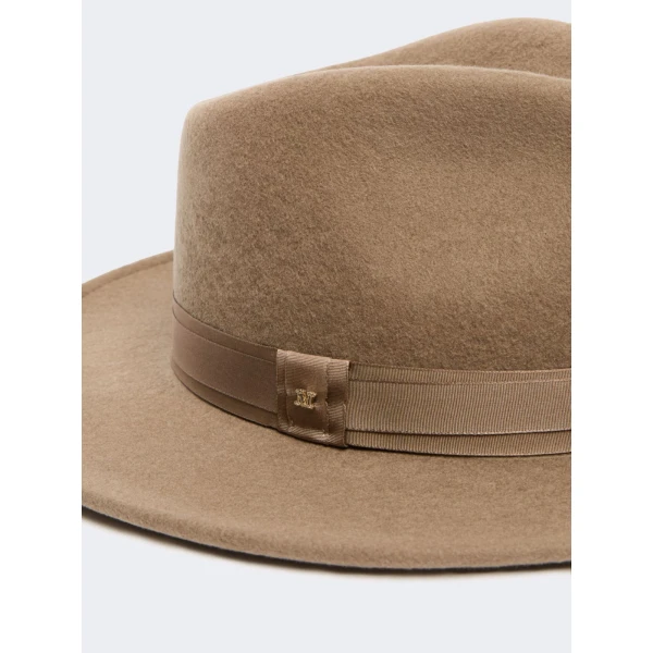 Max Mara Carpa Wool and Cashmere Felt Hat in Beige | Hats | Luxury Shoes 