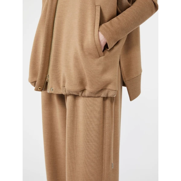 Max Mara Collana Oversized Sleeveless Wool Jersey Jacket in Camel | Blazers | Luxury Shoes 