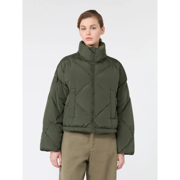 Max Mara Edito Short Diamond-Quilted Down Jacket in Khaki | Jackets | Luxury Shoes 