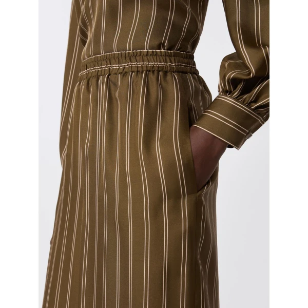 Max Mara Eliseo Printed Silk Relaxed Trousers in Khaki | Wide leg pants | Luxury Shoes 