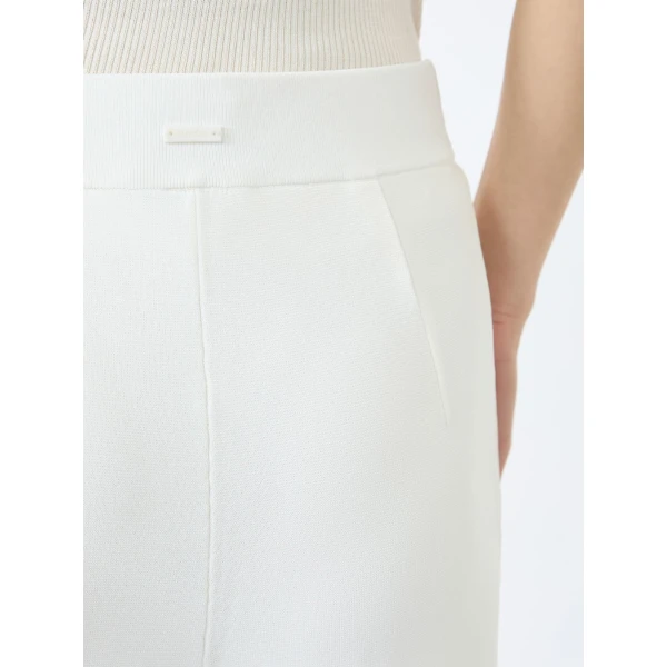 Max Mara Faida Viscose Crepe Knit Trousers in White | Tailored pants | Luxury Shoes 