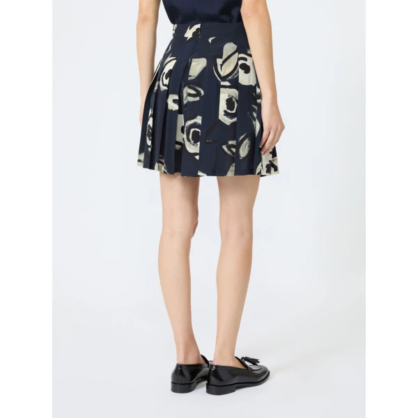 Max Mara Fanale Printed Silk Crepe de Chine Shorts in Ultramarine | Shorts | Luxury Shoes 