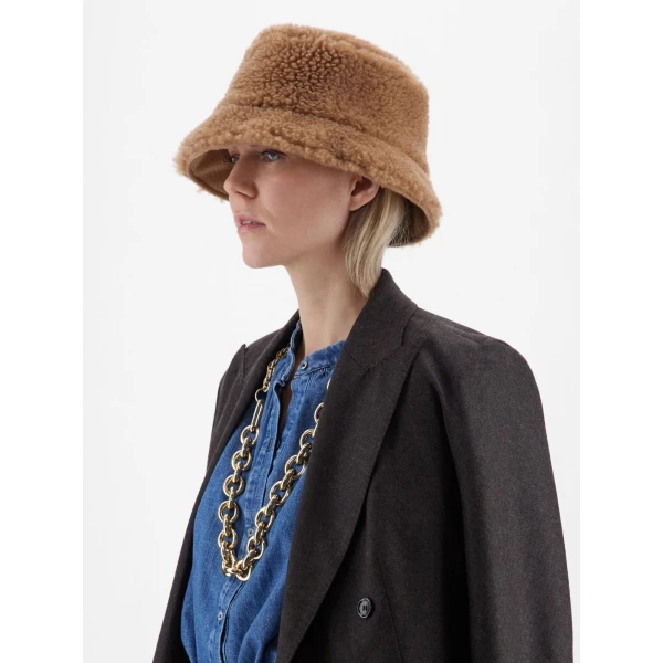 Max Mara Fiducia Reversible Camel Cloche Hat in Camel | Hats | Luxury Shoes 