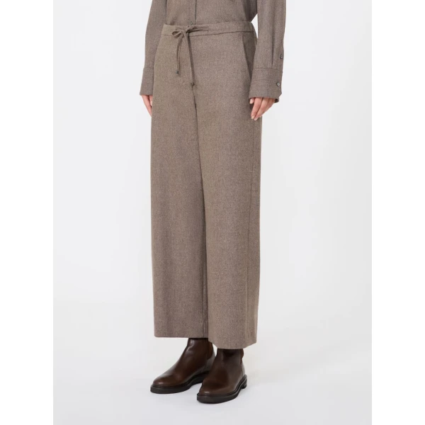 Max Mara Floria Stretch Wool Joggers in Turtledove | Sweatpants | Luxury Shoes 
