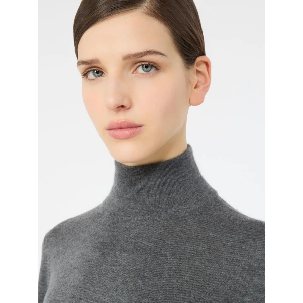 Max Mara Gatto Cashmere Polo-Neck Sweater in Medium Grey | Turtlenecks | Luxury Shoes 