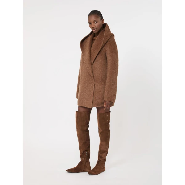 Max Mara Golf Short Camel and Mohair Coat in Light Brown | Wool Coat | Luxury Shoes 