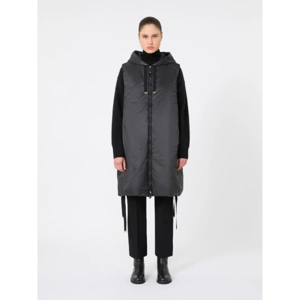 Max Mara Greengi Water-Repellent Canvas Gilet in Black | Vests | Luxury Shoes 