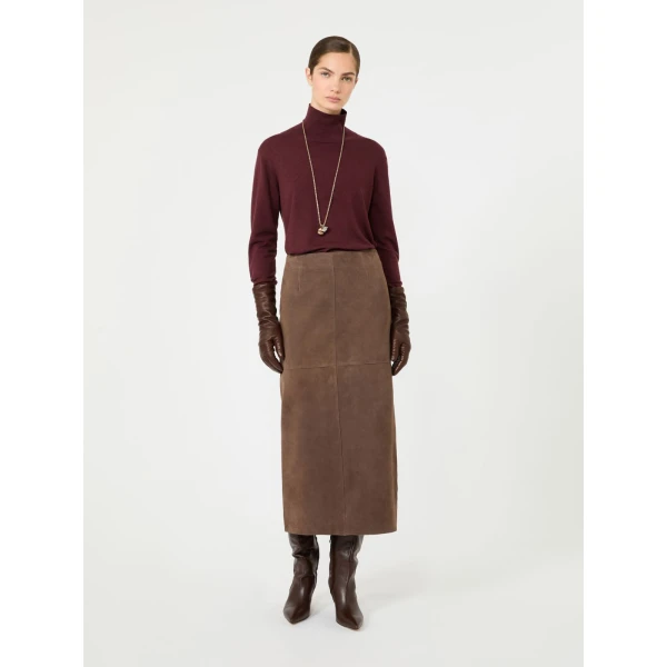 Max Mara Kiku Wool and Silk Turtleneck in Bordeaux | Turtlenecks | Luxury Shoes 