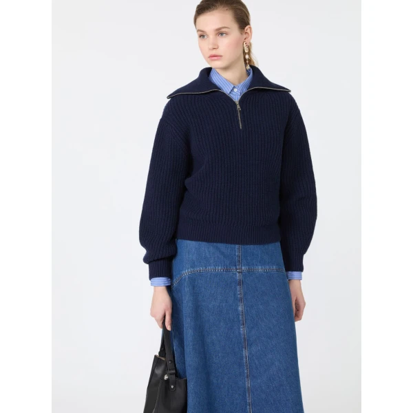 Max Mara Laser Wool Half-Zip Roll-Neck Jumper in Navy | Turtlenecks | Luxury Shoes 