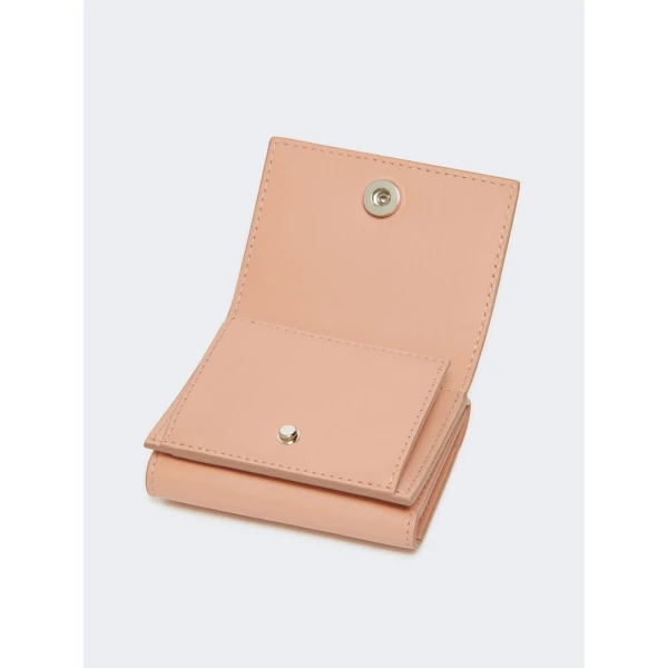 Max Mara Leather Tri-Fold Purse in Pink | Wallets & Purses | Luxury Shoes 