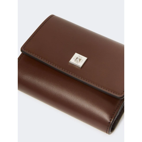 Max Mara Leather Tri-Fold Wallet in Cocoa | Wallets & Purses | Luxury Shoes 
