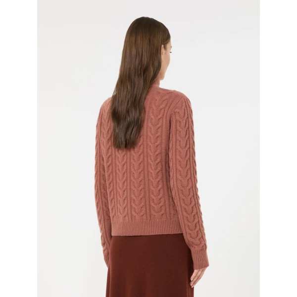 Max Mara Libero Cable-Knit Cashmere Sweater in Antique Rose | Sweaters | Luxury Shoes 