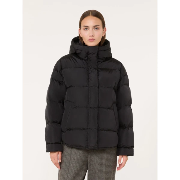 Max Mara Lusso Water-Repellent Taffeta Down Jacket in Black | Jackets | Luxury Shoes 