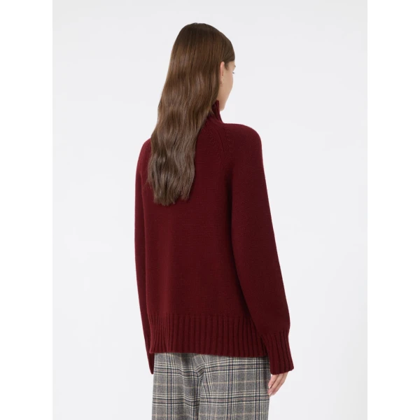 Max Mara Mantova Wool and Cashmere Polo-Neck Sweater in Bordeaux | Turtlenecks | Luxury Shoes 