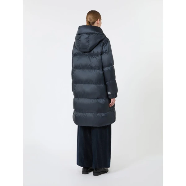 Max Mara Marte Roomy Quilted Midi Puffer in Midnight Blue | Coats | Luxury Shoes 