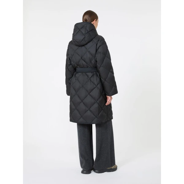 Max Mara Massa Reversible Technical Twill Down Jacket in Black | Jackets | Luxury Shoes 