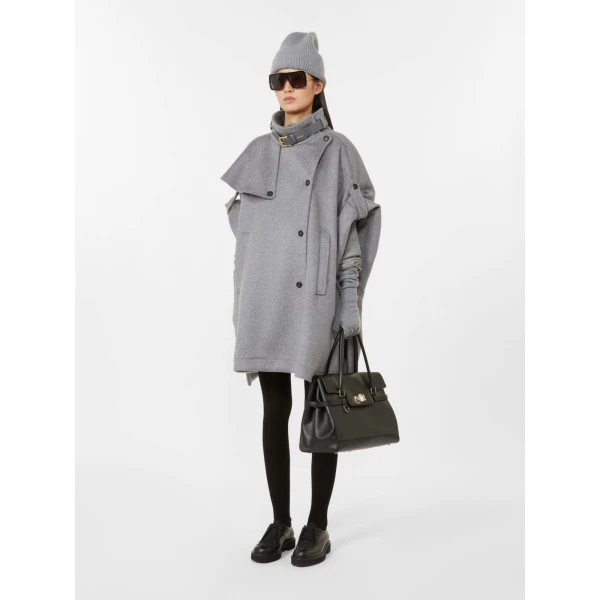Max Mara Medium Margaux Natural Leather Handbag in Black | Totes & Top-Handle Bags | Luxury Shoes 