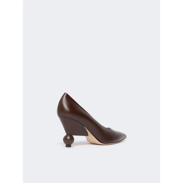 Max Mara Nievo Smooth Leather Court Shoes in Chocolate | Heels | Luxury Shoes 