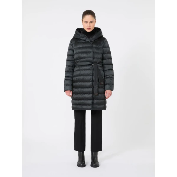 Max Mara Novef Reversible Water-Repellent Satin Down Jacket in Black | Jackets | Luxury Shoes 