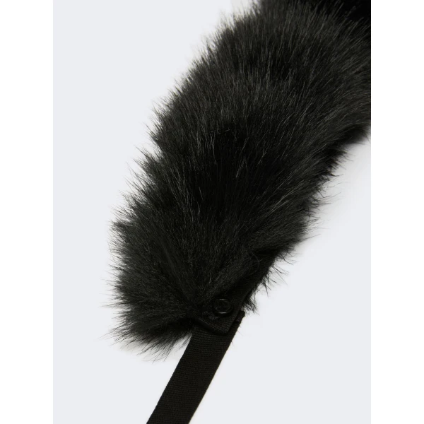 Max Mara Novella Soft-Textured Hood Trim in Black | Collar | Luxury Shoes 