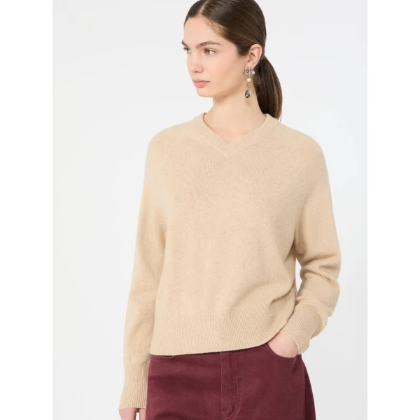 Max Mara Padre Cashmere V-Neck Jumper in Beige | Sweaters | Luxury Shoes 