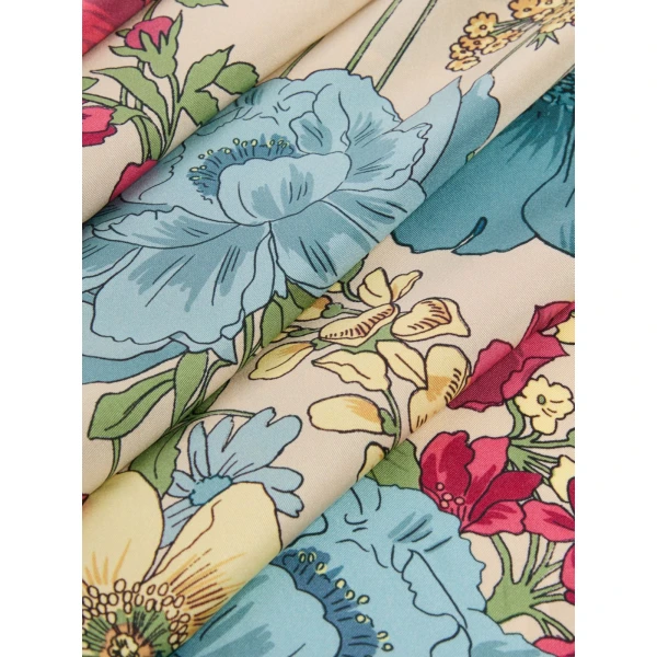 Max Mara Patterned Silk Twill Foulard in Beige | Scarves | Luxury Shoes 