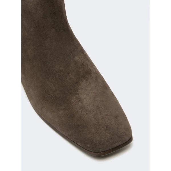 Max Mara Pietra Studded Split Leather Boots in Dark Brown | Boots | Luxury Shoes 