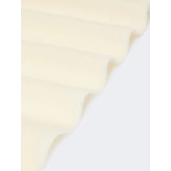 Max Mara Plain Wool Stole in White | Scarves | Luxury Shoes 
