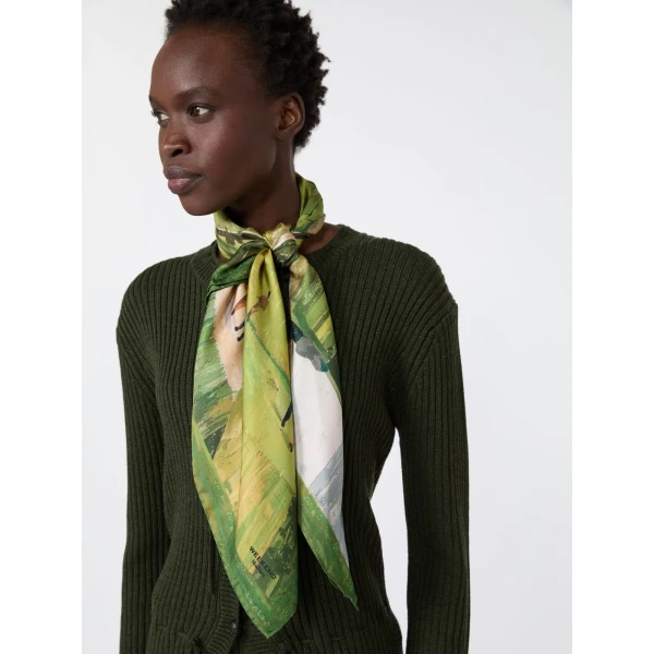 Max Mara Printed Silk Oversized Scarf in Dark Green | Scarves | Luxury Shoes 