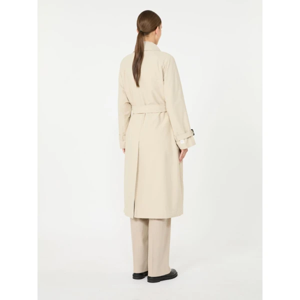 Max Mara Racconto Water-Repellent Gabardine Trench Coat in Albino White | Trench Coat | Luxury Shoes 