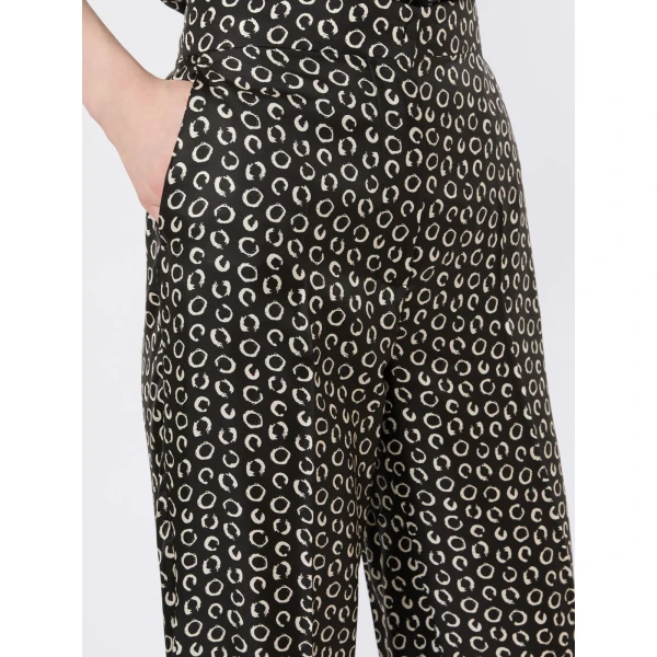 Max Mara Romana Printed Silk Twill Trousers in Black and White | Tailored pants | Luxury Shoes 