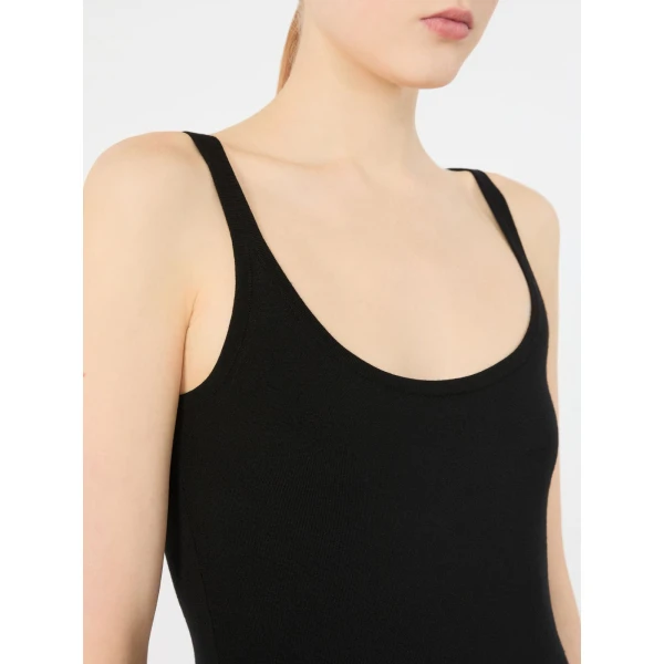 Max Mara Salvo Sleeveless Wool Yarn Sweater in Black | Sweaters | Luxury Shoes 