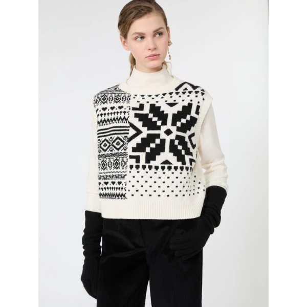 Max Mara Savana Jacquard Wool Gilet in White | Sweaters | Luxury Shoes 