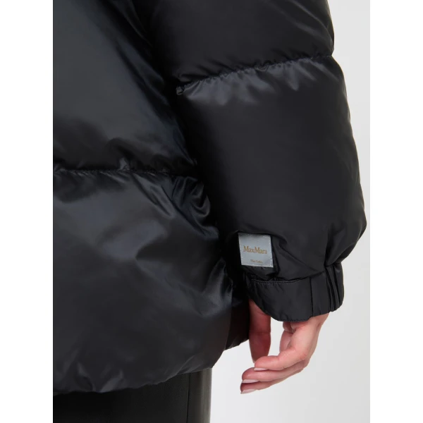 Max Mara Seia Roomy Water-Repellent Puffer Jacket in Black | Jackets | Luxury Shoes 
