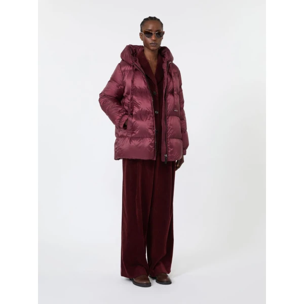 Max Mara Seia Roomy Water-Repellent Puffer Jacket in Bordeaux | Jackets | Luxury Shoes 