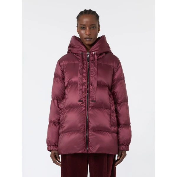 Max Mara Seia Roomy Water-Repellent Puffer Jacket in Bordeaux | Jackets | Luxury Shoes 