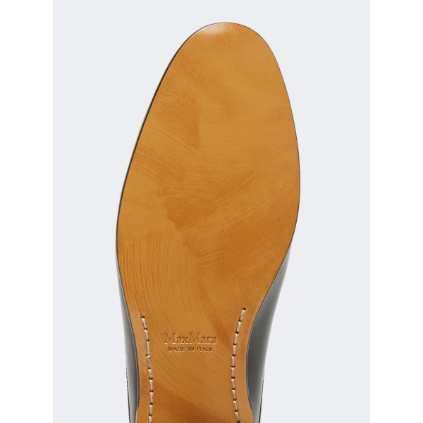 Max Mara Smooth Leather Mule Loafers in Black | Loafers | Luxury Shoes 