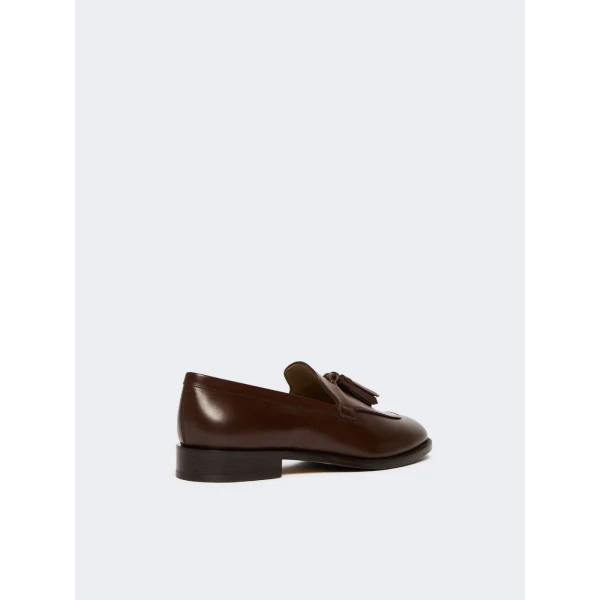 Max Mara Sultano Tasselled Leather Loafers in Cocoa | Loafers | Luxury Shoes 